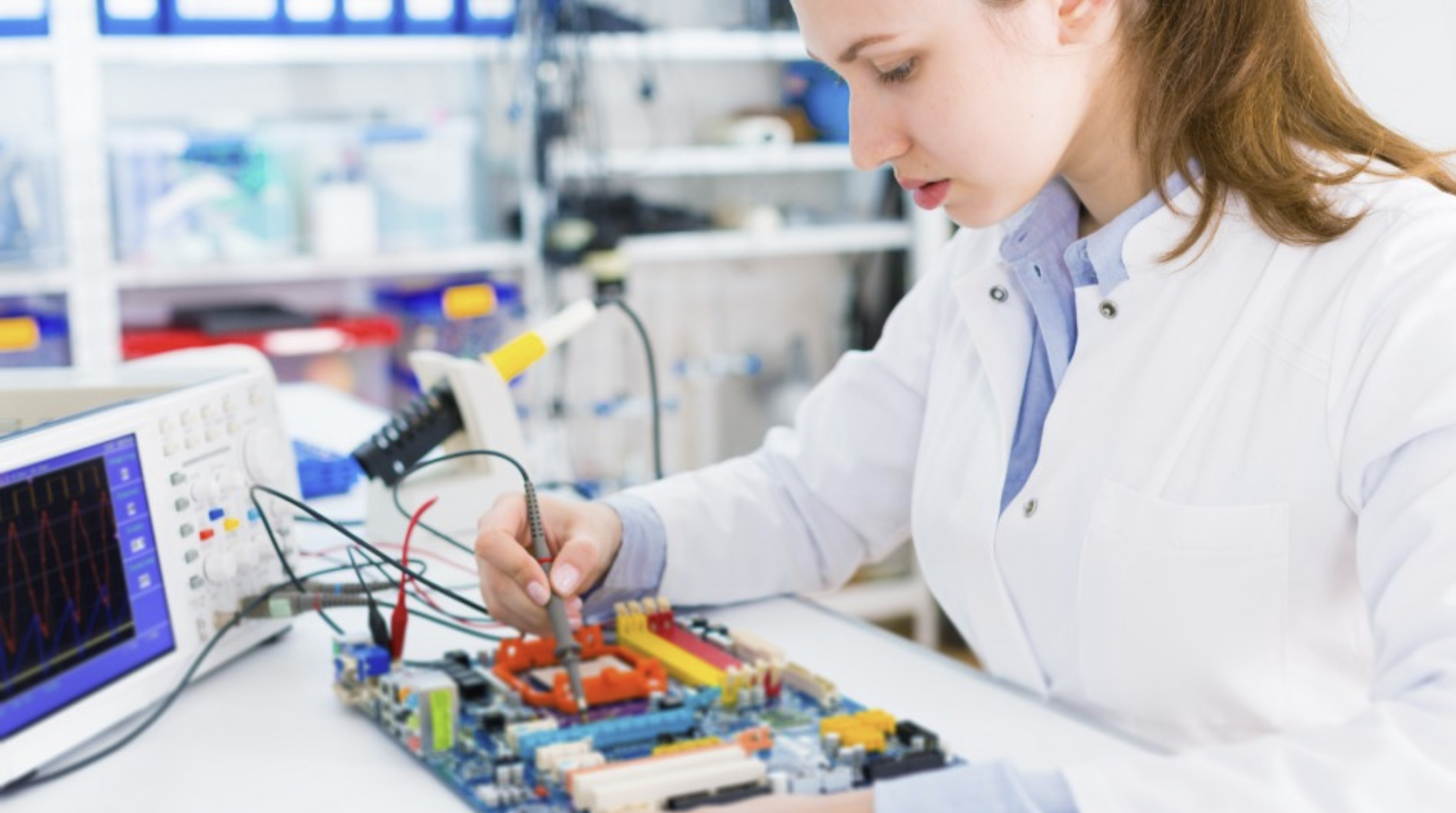 Equipos médicos, ingeniería clínica y soporte técnico especializado para clínicas, hospitales y centros médicos.